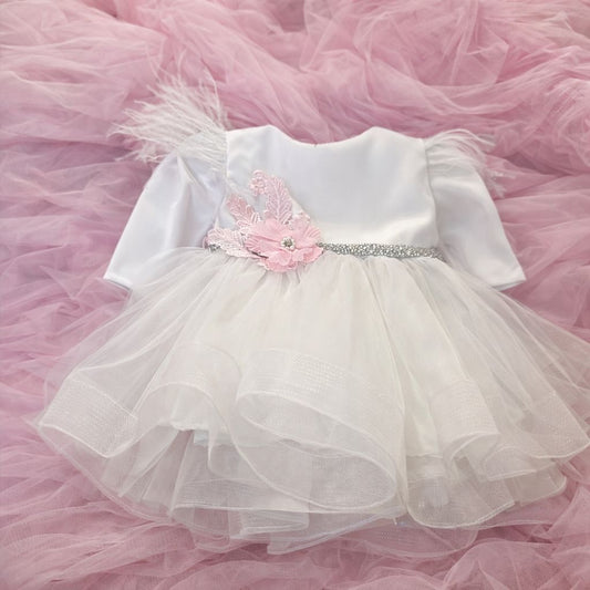 Rochie alba cu flori roz