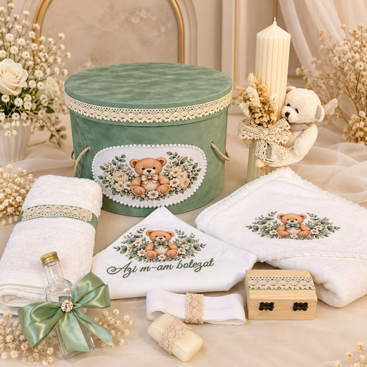 Trusou botez menta ursuleț ( trusou + lumânare+ cutie catifea )