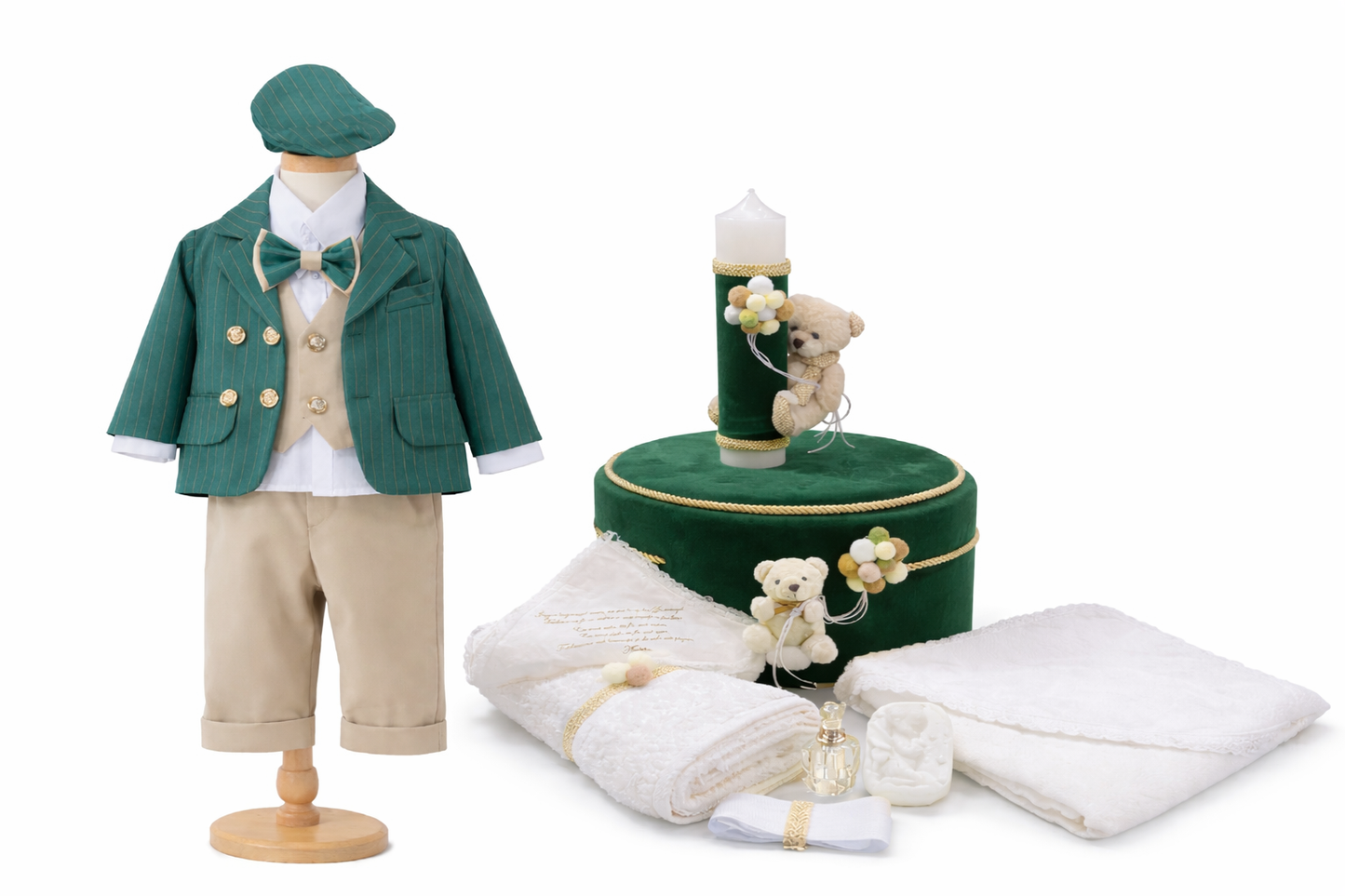 Set botez baietel verde cu crem ursulet