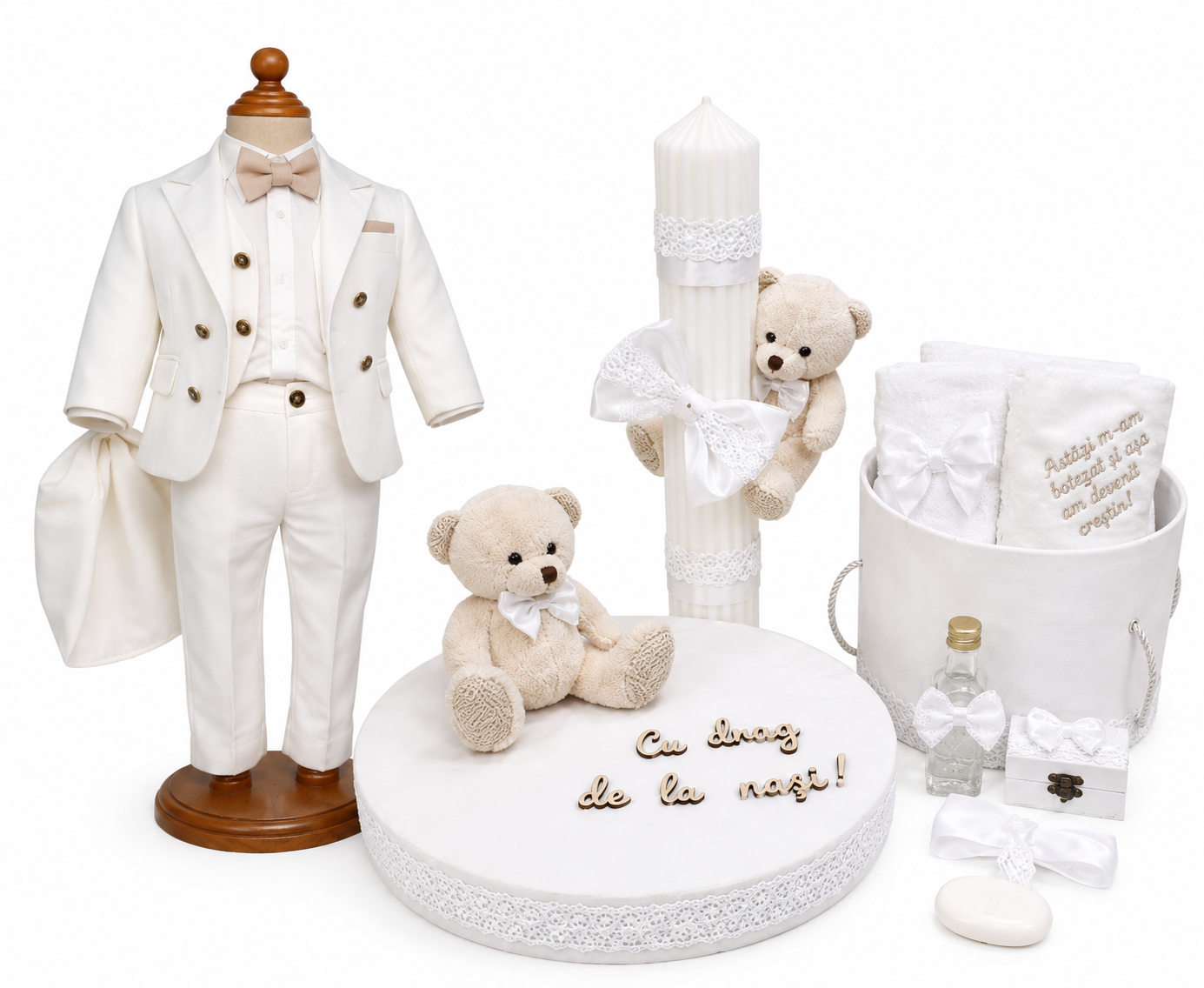 Set botez baietel alb cu ursulet