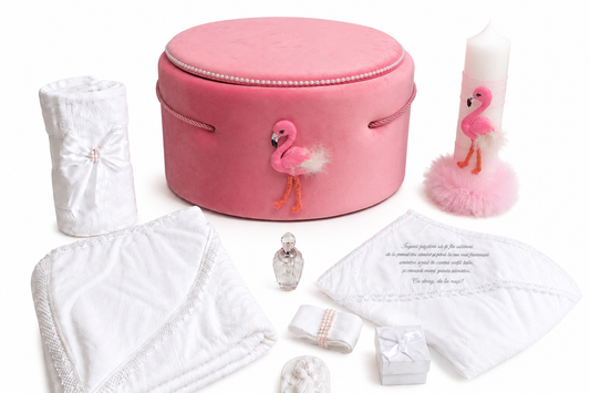 Set botez Flamingo roz - trusou + cutie + lumânare