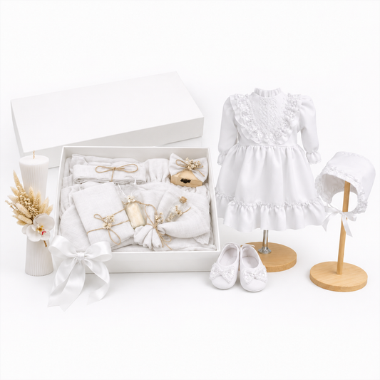 Set botez alb fetita muselina ( Rochița + Trusou muselina +lumânare clepsidra)