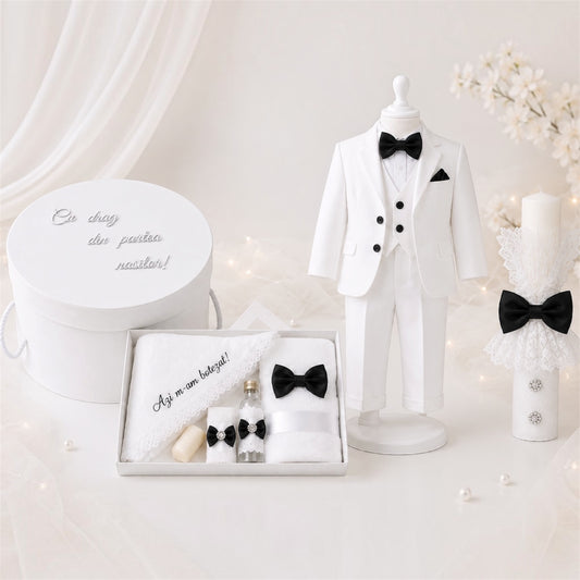 Set botez băiețel alb cu negru( Costum alb cu negru+ cutie + lumânare+ trusou)
