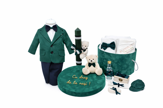Set botez baietel urs verde 1
