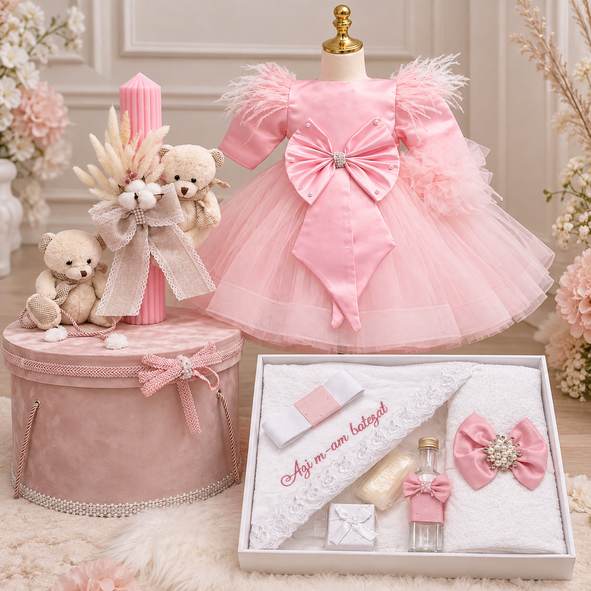 Set botez fetita roz cu ursuleț - Trusou+ lumânare+ rochita