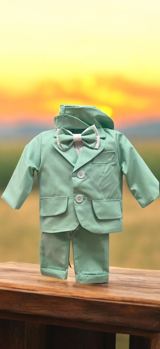 Costum Vernil pentru Botez, 6 Piese, Sacou, Pantaloni, Vesta, Camasa, Caciulita, Papion