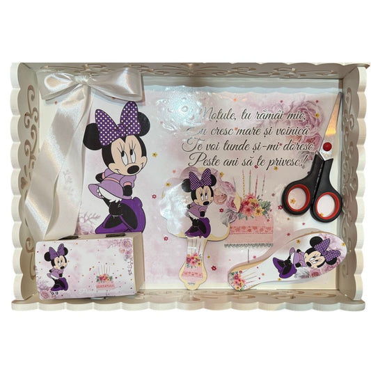 Tavita moț violet fetita