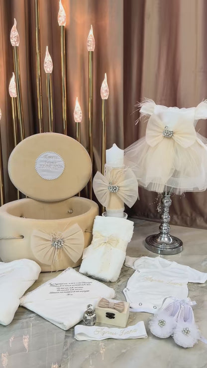 Set botez fetita lebada crem ( Trusou+ Cufăr+ Lumânare+ Rochița)
